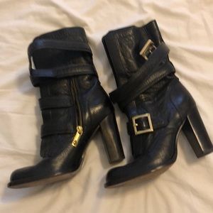 Black Tory Burch boots.